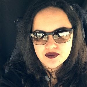 Meet your Posher, Alice